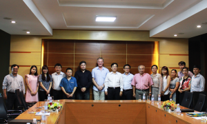 Tiếp GS Nicholas Schofiel Đại học New South Wales (Úc)