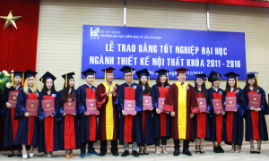 124 tân cử nhân Thiết kế nội thất khóa 2011 nhận bằng tốt nghiệp