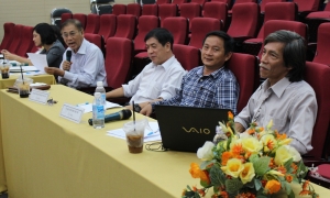 Sinh viên Chương trình Đổi mới bảo vệ tốt nghiệp