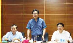 Thứ trưởng Bộ Xây dựng Nguyễn Đình Toàn làm việc với Đại học Kiến trúc TP.Hồ Chí Minh