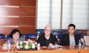 Tiếp Giáo sư Joan Farrer (Đại học Postmouth –Anh quốc)