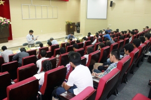 Diễn đàn “Nghe sinh viên nói – Nói sinh viên nghe”