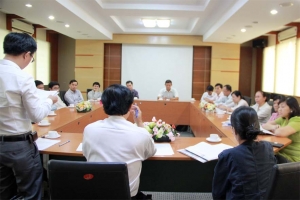 Họp về đề tài NCKH cấp Bộ